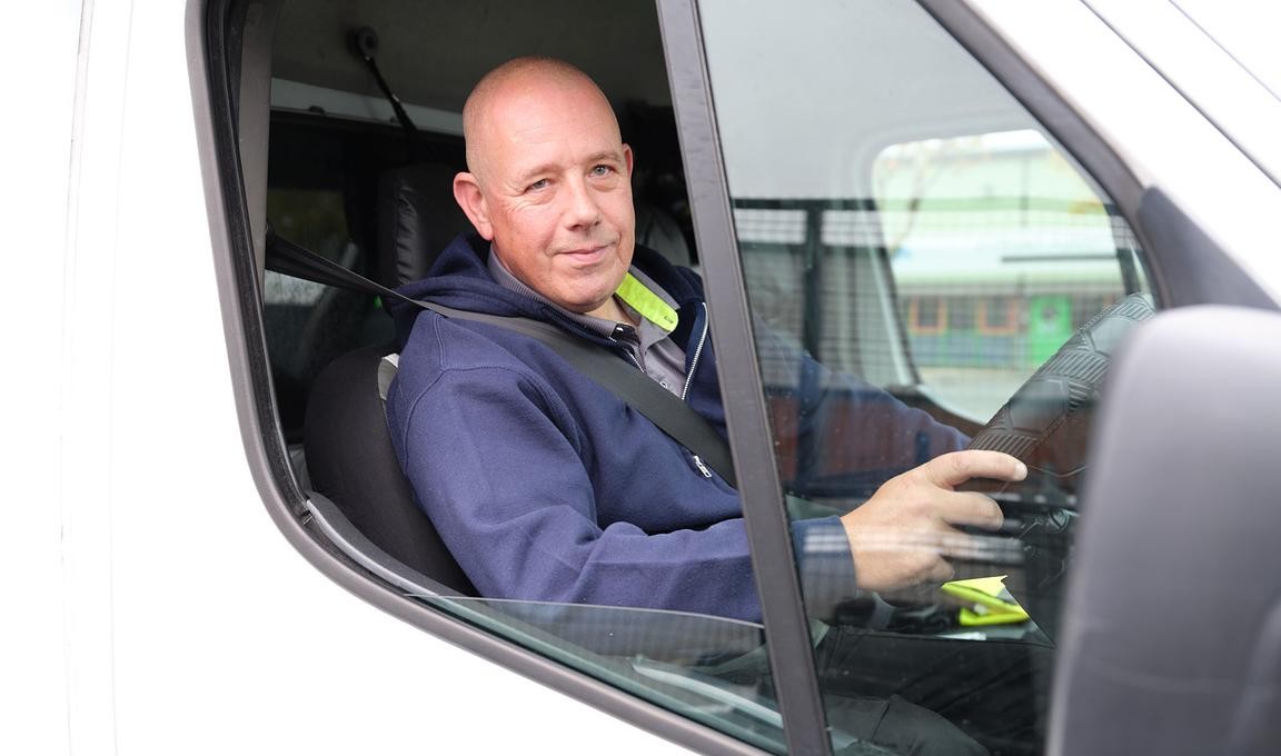 Courier Services Leeds